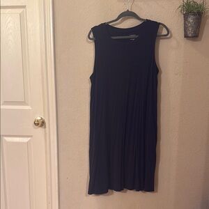 Black Sleeveless Dress